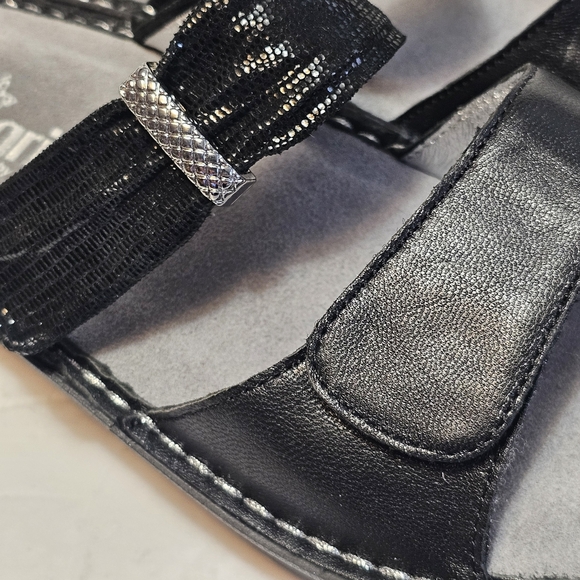 Alegria Women’s Karmen Black Metallic Adjustable Straps Sandals Slide Size 37 - Picture 5 of 16